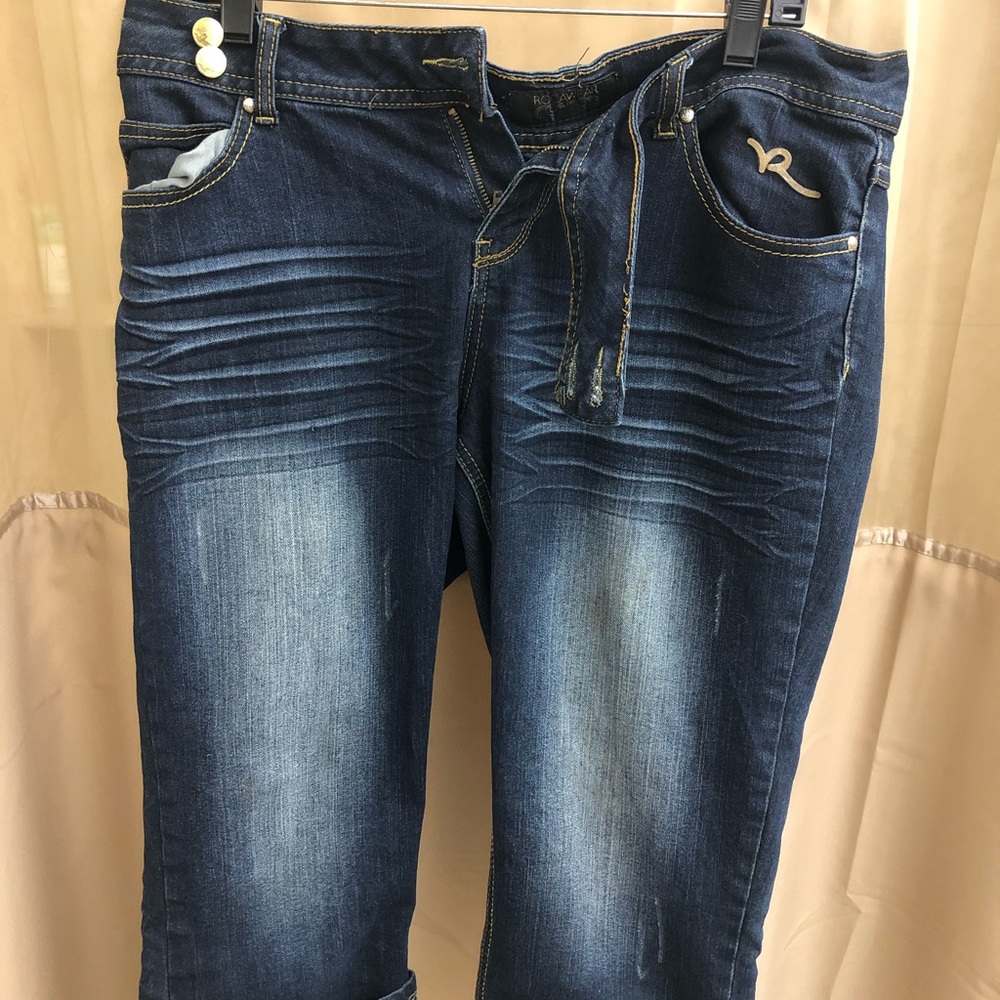 Rocawear size 14 Capri jeans